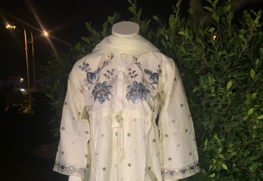 DORY SHORT FROK 3PC COTTON EMBROIDERIED WITH SHAFOON EMBROIDRY DUPPATTA