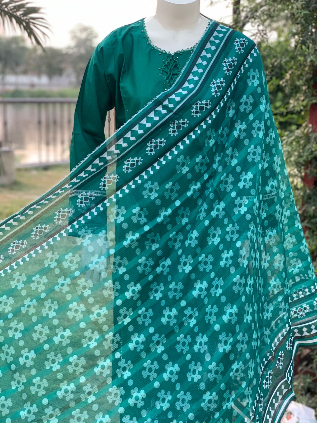 DORI GLA 3PC COTTON EMBROIDERIED & CUT WORK WITH PRINT DUPATTA