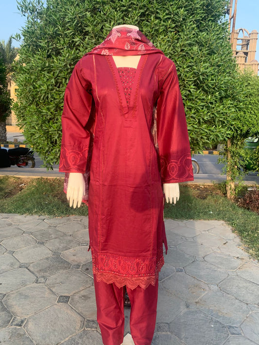 DAMAN BORING 3PC EMBROIDERIED COTTAN  WITH PRINTED DUPPATA.